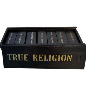 True Religion Jeans Dominos.